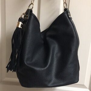 NWOT Pebbled Vegan Shoulder Bag with Large Tassel